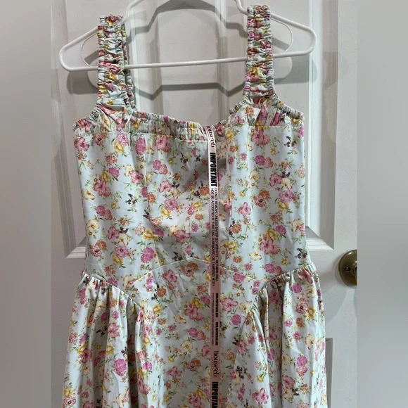 House of CB NWT Dorothy Cotton Dress Pale Blue Meadow - Picture 7 of 9